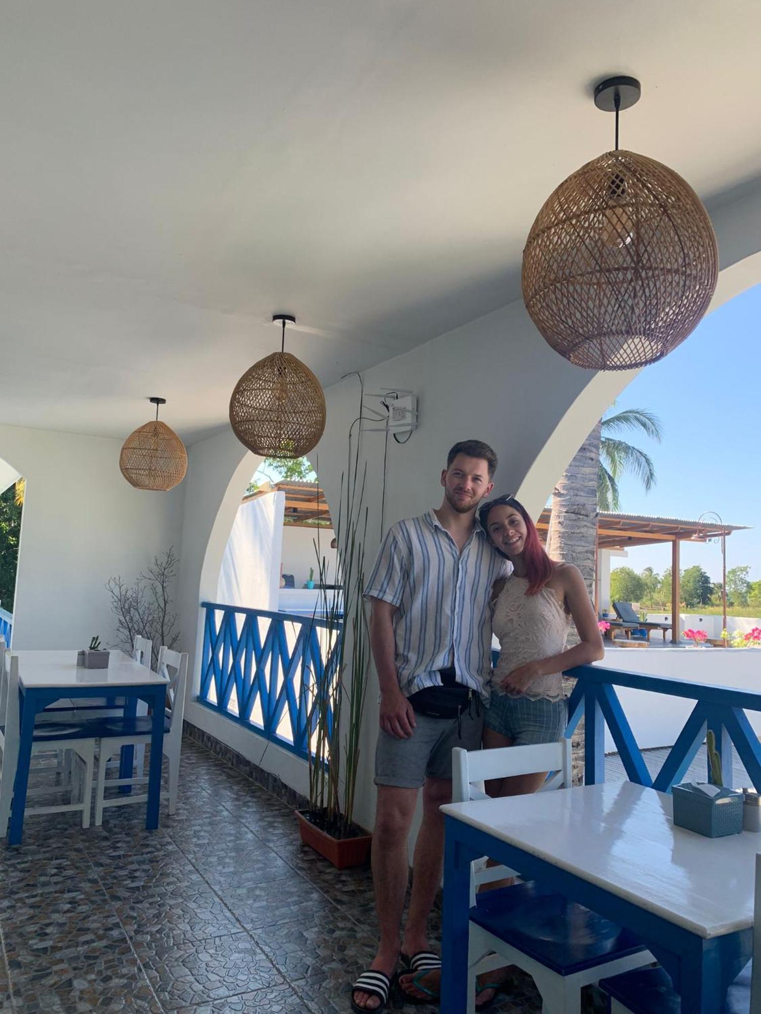 Anjo Maumere Hotel & Restaurant Esterno foto